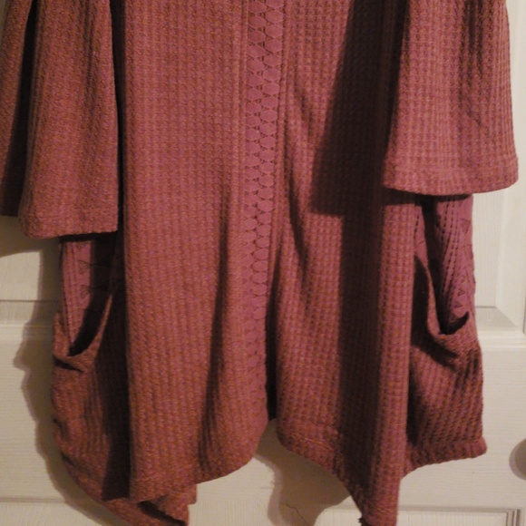 Tunic - Picture 3 of 6